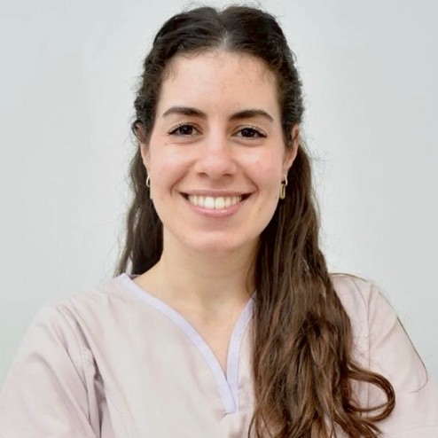Dra. Virginia Heredia, ortodoncista especialista en alineadores invisibles en Palermo